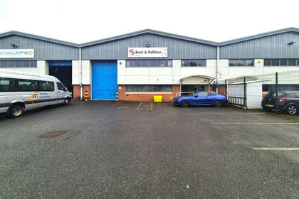 Warehouse for sale in Manchester Central