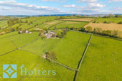 5 acres of Farmhouse for sale in Llanidloes Without