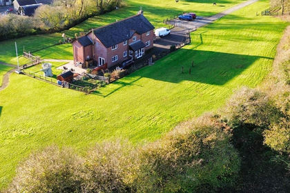 2.8 acres of House with Land for sale in Coychurch Lower