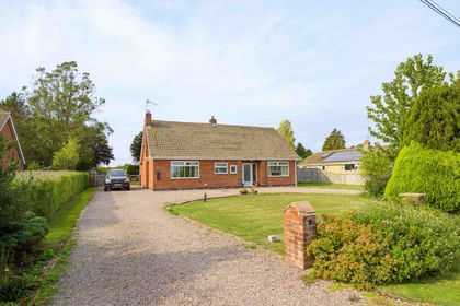 1.7 acres of House with Land for sale in Fishtoft
