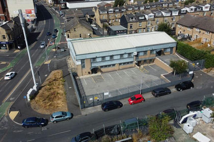 Warehouse for sale in Bradford West