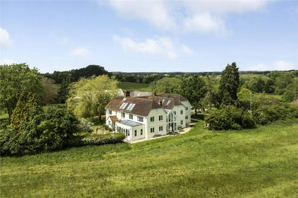 4.1 acres of Farmhouse for sale in Lockerley