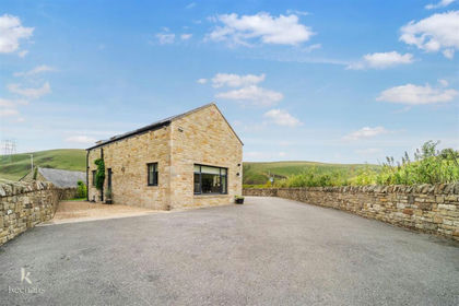 Barn Conversion for sale in Todmorden