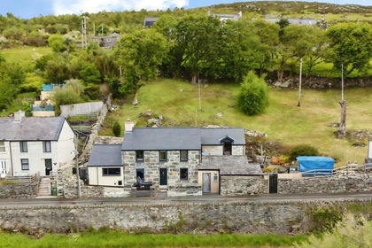 Development Land for sale in Llanllyfni