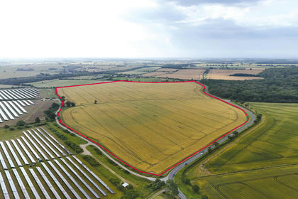 101.6 acres of Arable Land for sale in Wood Walton