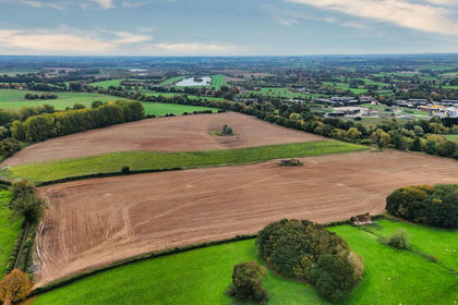 103.9 acres of Agricultural Land for sale in Sharow