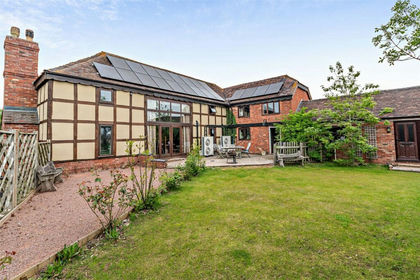 Barn Conversion for sale in Linton (Bromyard Bringsty Ward)