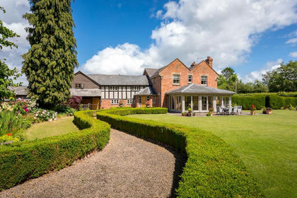 1 acre of Country Home for sale in Kingsland