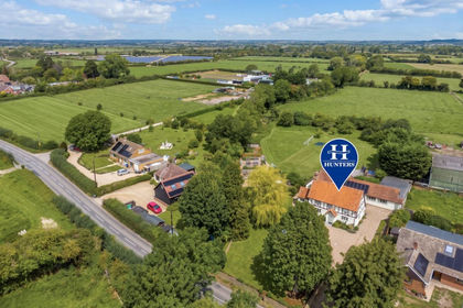 1.5 acres of House with Land for sale in Ivinghoe