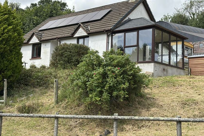 45 acres of Smallholding for sale in Talley