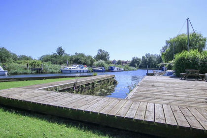 Dock for sale in Beccles