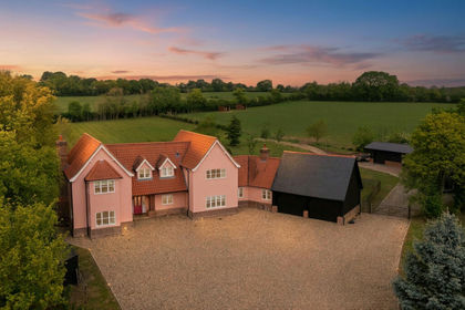 13 acres of Equestrian property for sale in Hitcham