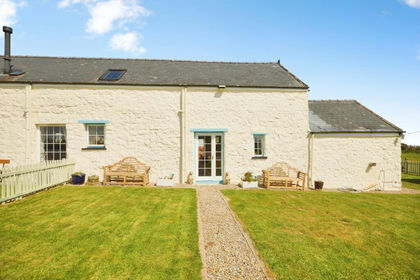 Barn Conversion for sale in Llanengan