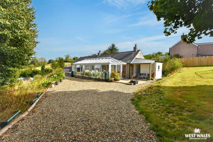 5 acres of Barn Conversion for sale in Cilymaenllwyd