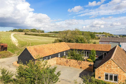 Barn Conversion for sale in Wootton