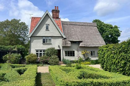 1.1 acres of House with Land for sale in Framsden