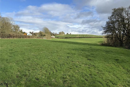 6 acres of Agricultural Land for sale in Perton