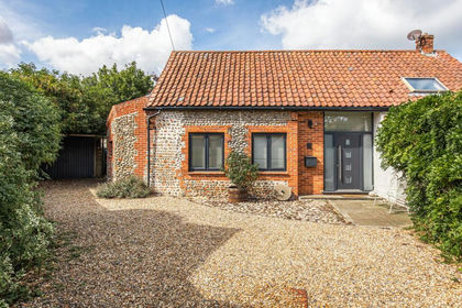 Barn Conversion for sale in Kelling