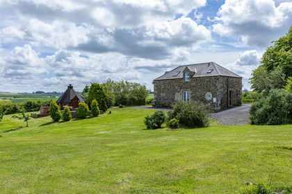 3 acres of Equestrian property for sale in Berwickshire, Roxburgh and Selkirk