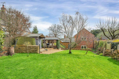 Barn Conversion for sale in Stoke Albany