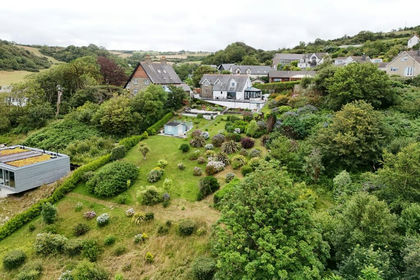 5.2 acres of Cottage for sale in Penbryn