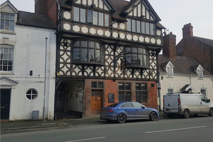 Pub for sale in Overton
