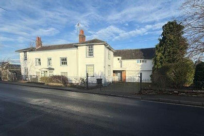 1 acre of House with Land for sale in Purleigh