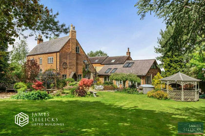 5.8 acres of Farmhouse for sale in Ashby Magna
