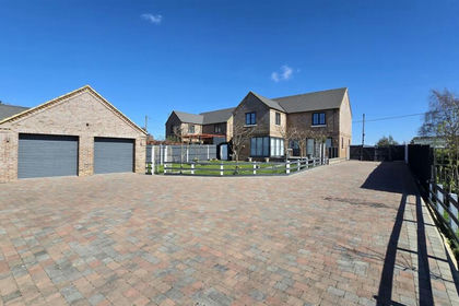 2 acres of House with Land for sale in Lutton