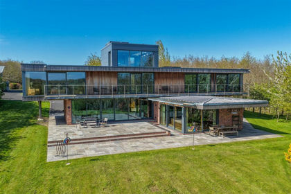 22 acres of House with Land for sale in Melbourne