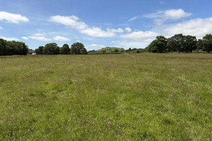 11.5 acres of Vacant Land for sale in Llanyre