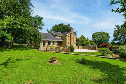 2 acres of House with Land for sale in Ashover