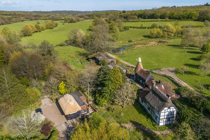 42 acres of House with Land for sale in Etchingham