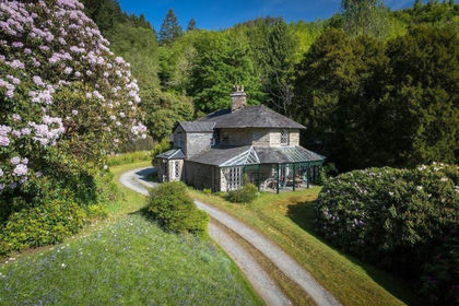 97 acres of Agricultural Land for sale in Pennal