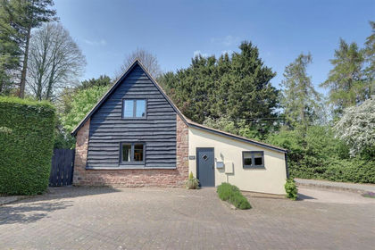 Barn Conversion for sale in Linton (Penyard Ward)