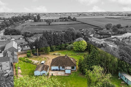 1.3 acres of House with Land for sale in Snitterby