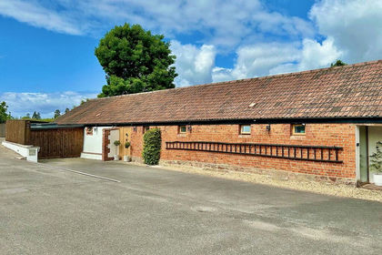 Barn Conversion for sale in Falfield