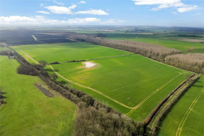 99.7 acres of Arable Land for sale in Hawton