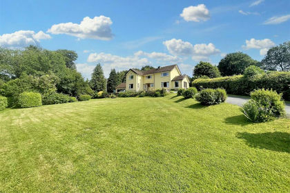 2.2 acres of Land for sale in Llangunnor