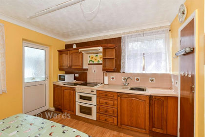 1.3 acres of House with Land for sale in Chislet
