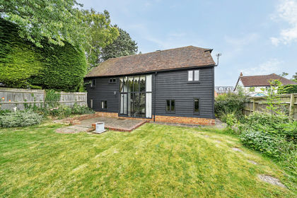 Barn Conversion for sale in Marden