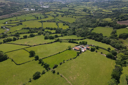 42.3 acres of Small Farm for sale in Pontarddulais