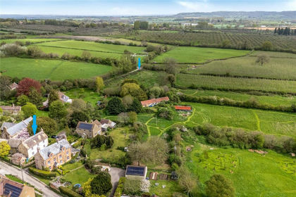 5.3 acres of House with Land for sale in Lopen