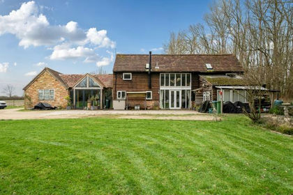 Barn Conversion for sale in Oakley