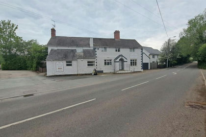 Pub for sale in Montford