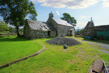 10.7 acres of Land for sale in Trawsfynydd