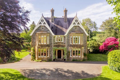 4 acres of Estate for sale in Llangoedmor