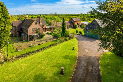 6 acres of House with Land for sale in Rowington