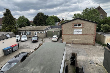 Commercial Land for sale in Croydon West