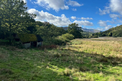 2 acres of For sale in Lakes